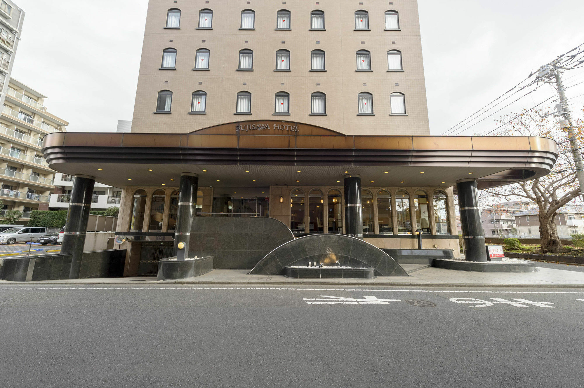 En Hotel Fujisawa Buitenkant foto