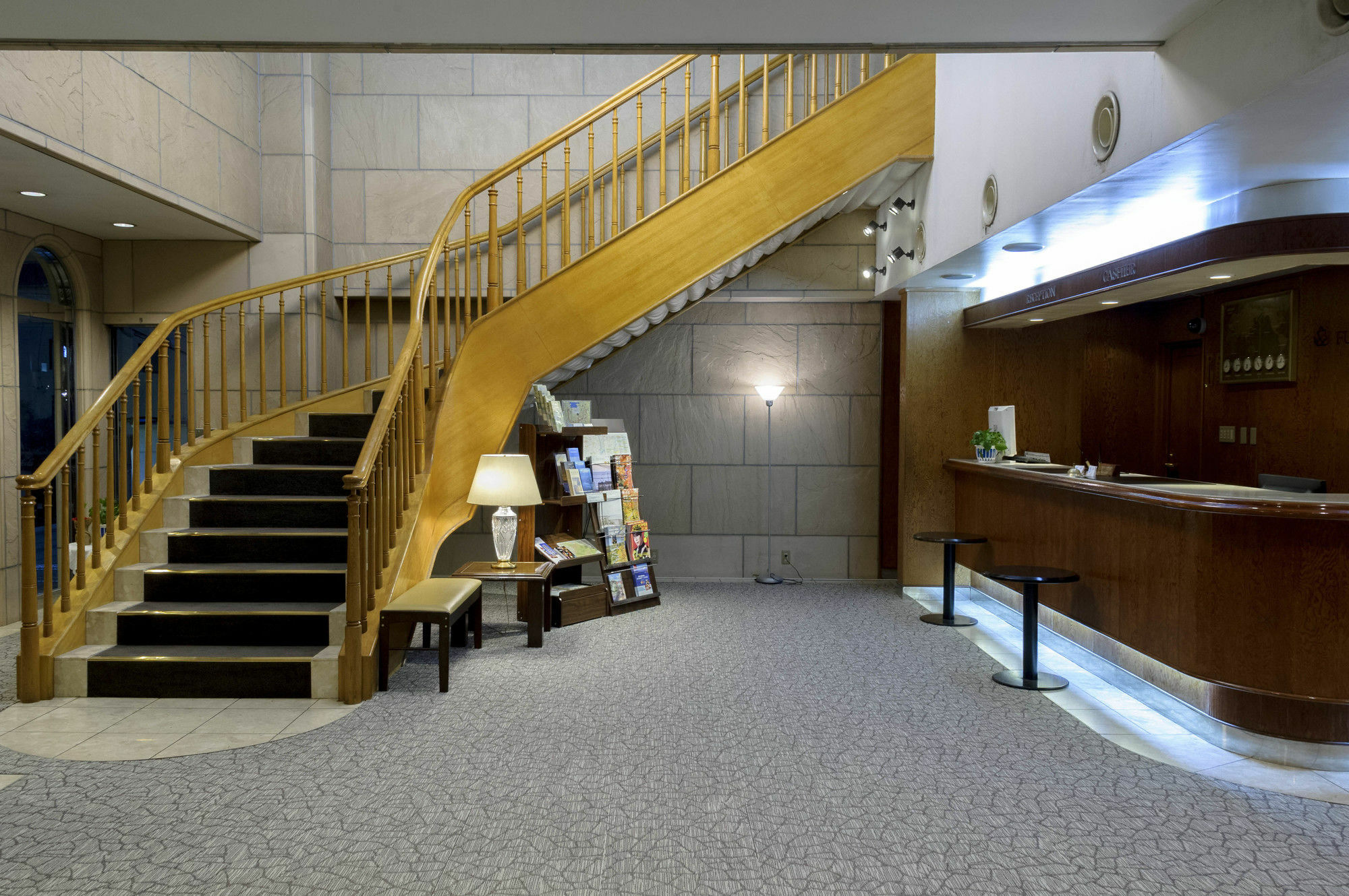 En Hotel Fujisawa Buitenkant foto