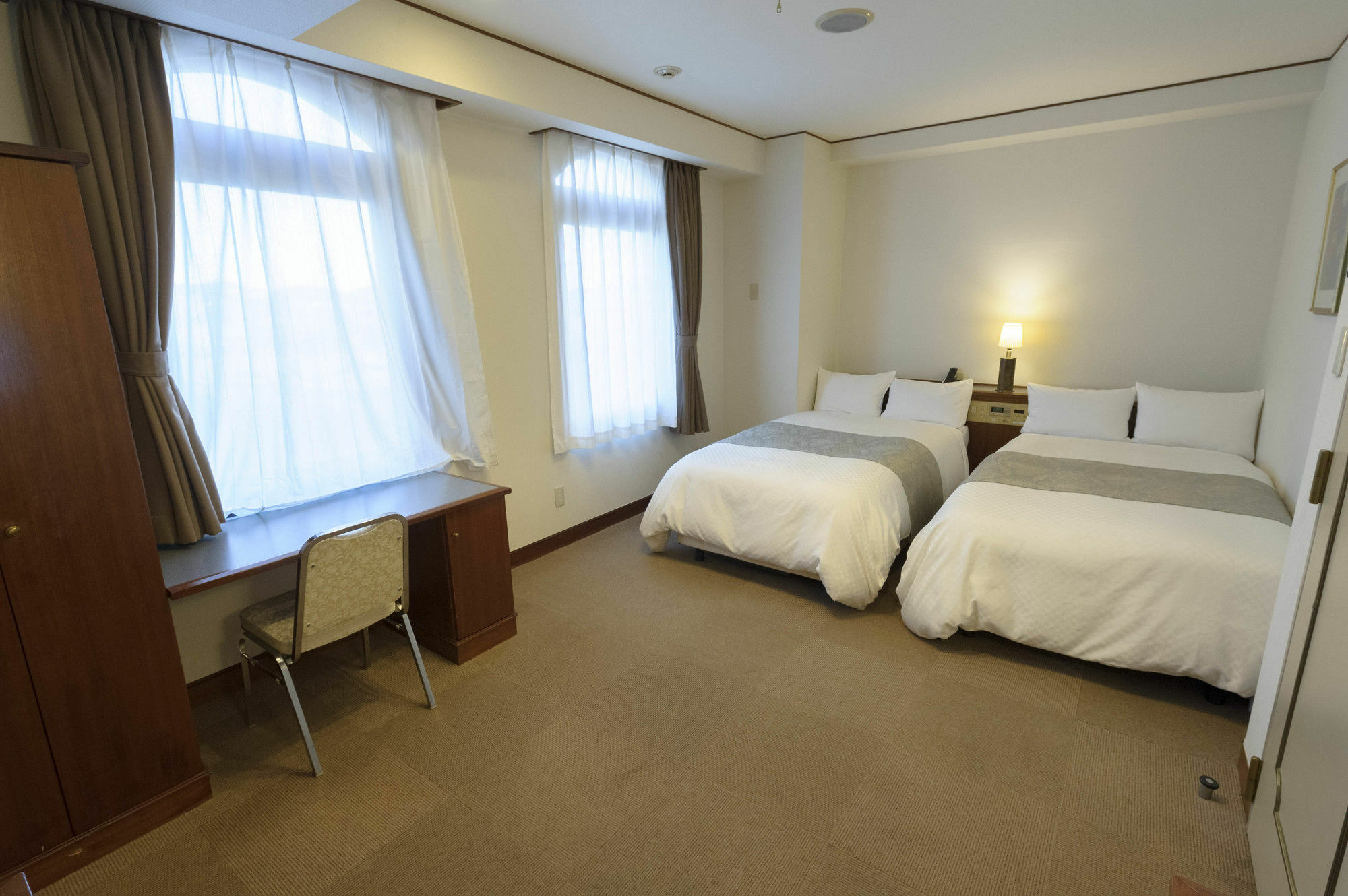 En Hotel Fujisawa Buitenkant foto